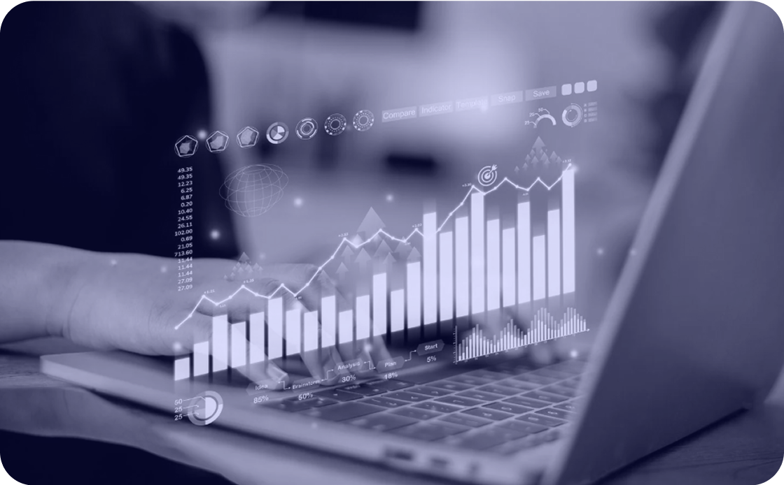 Laptop con datos representados en gráficos